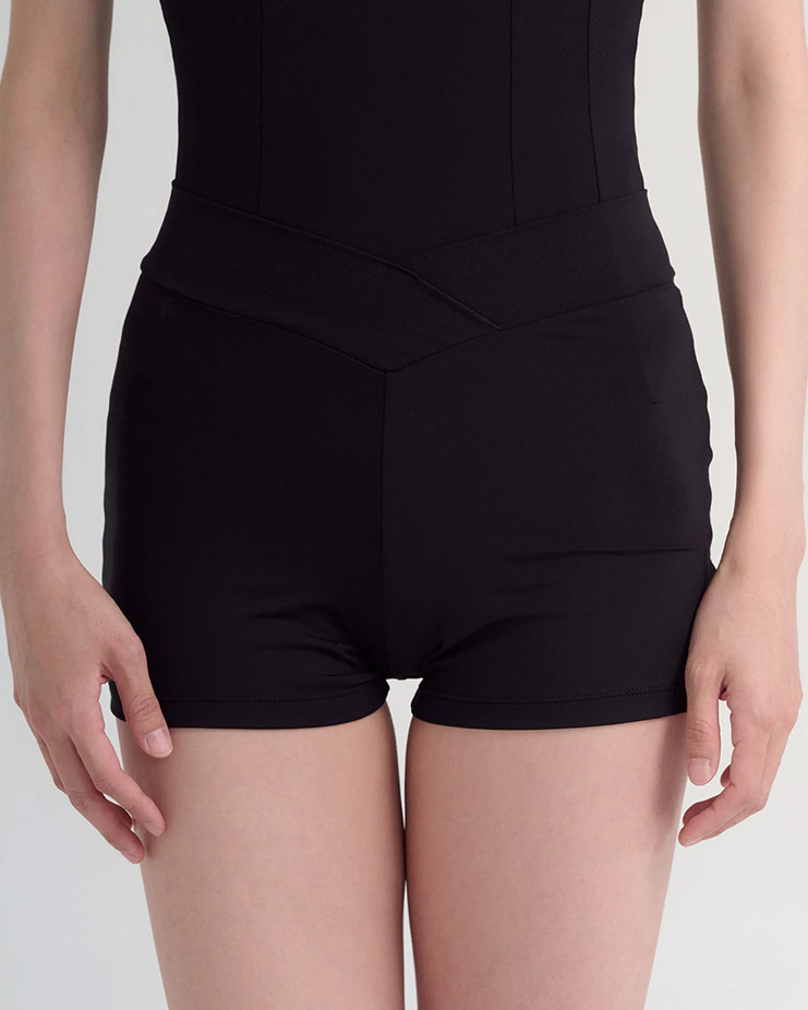 Cross V Shorts [2 colors] Korea