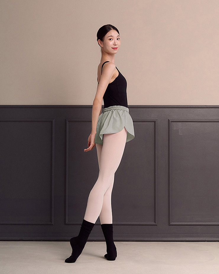 Breeze Lite Shorts [Ash Green] Korea