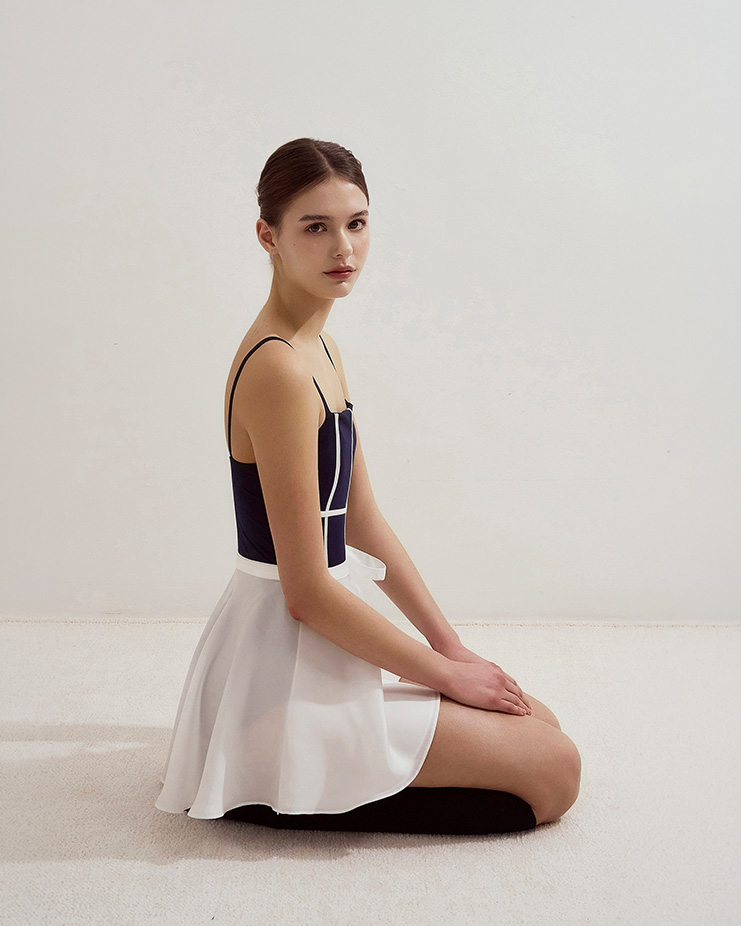 POTA 2 skirt [White]