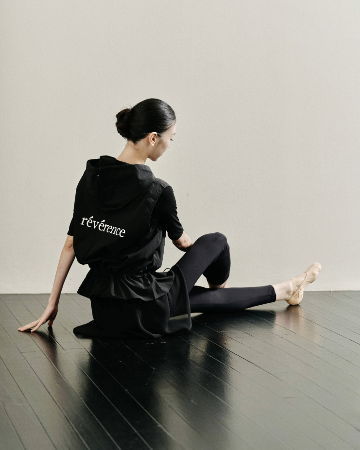 Reverance Hooded Vest [Black]