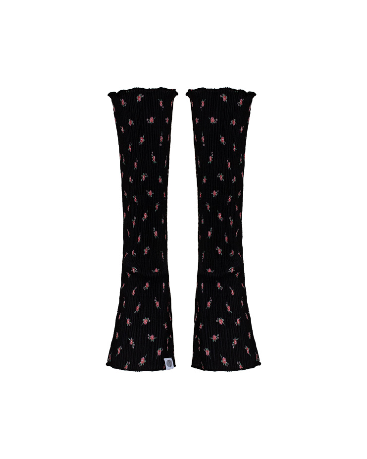 Ditsy Floral Crew Warmer [Black]